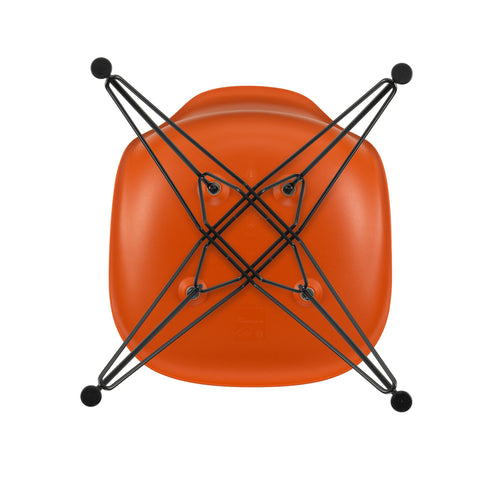 Cadeira Eames DSR em Plástico / Base Preta